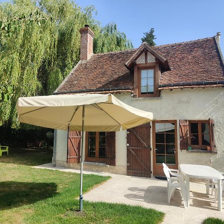 La Petite Maison Dans La Foret Gy-en-Sologne エクステリア 写真