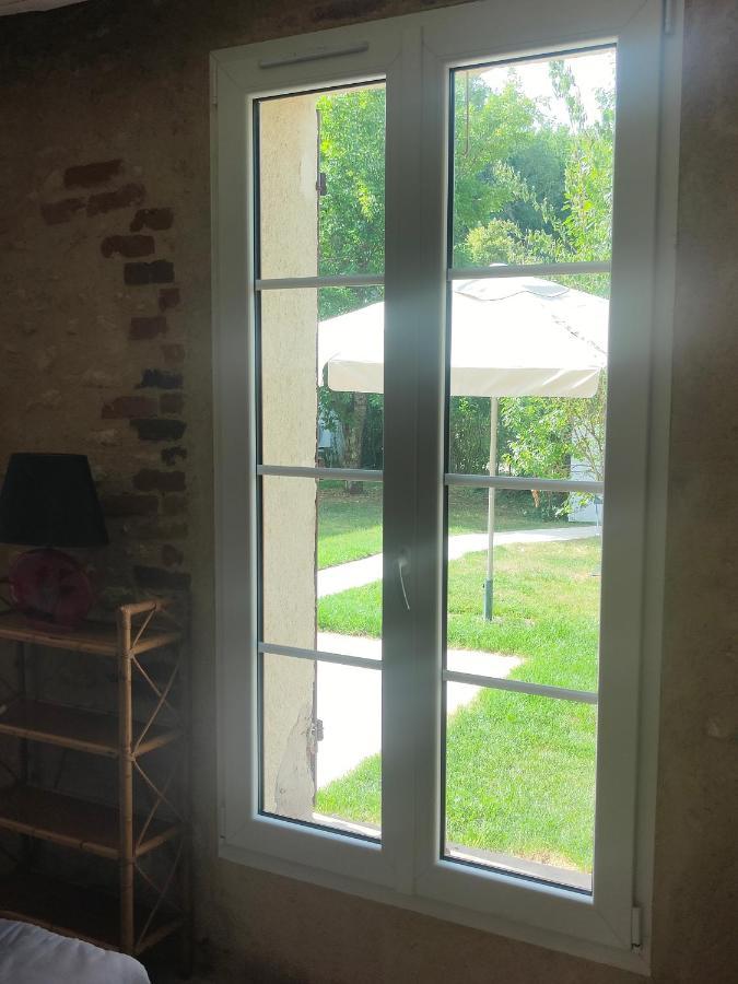 La Petite Maison Dans La Foret Gy-en-Sologne エクステリア 写真