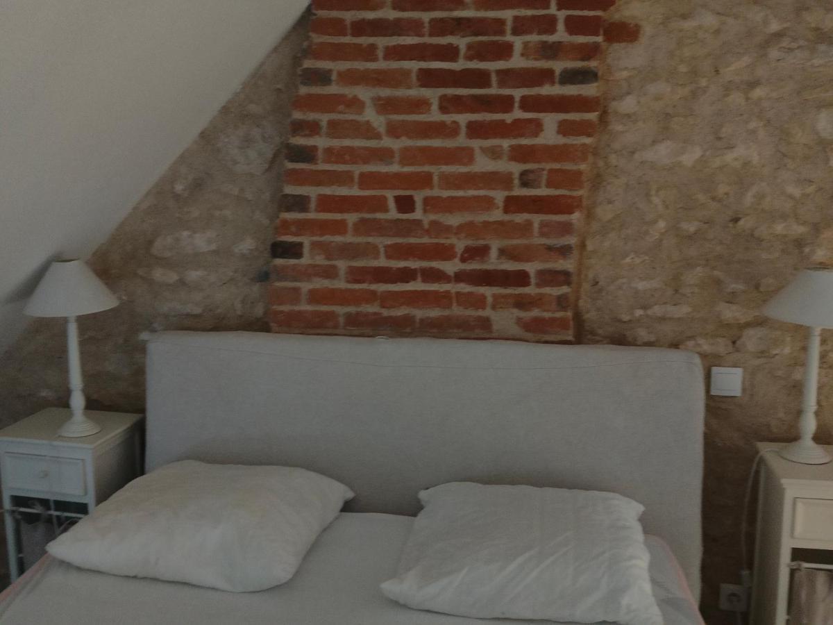 La Petite Maison Dans La Foret Gy-en-Sologne エクステリア 写真